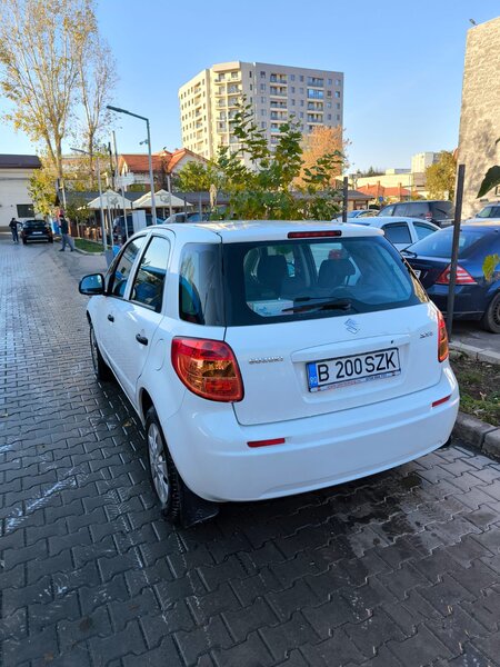 Suzuki SX4